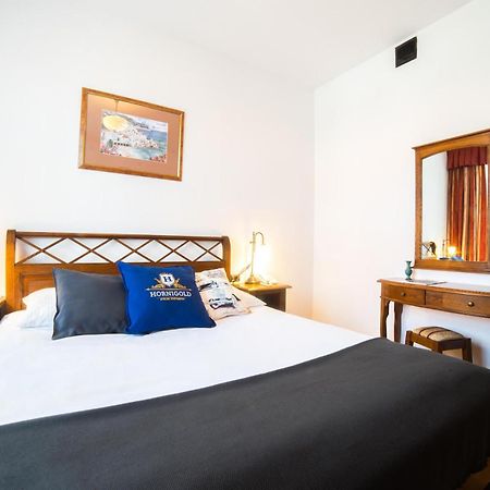 Aparthotel Hornigold "W Zielonej Kamienicy" Katowice Ngoại thất bức ảnh
