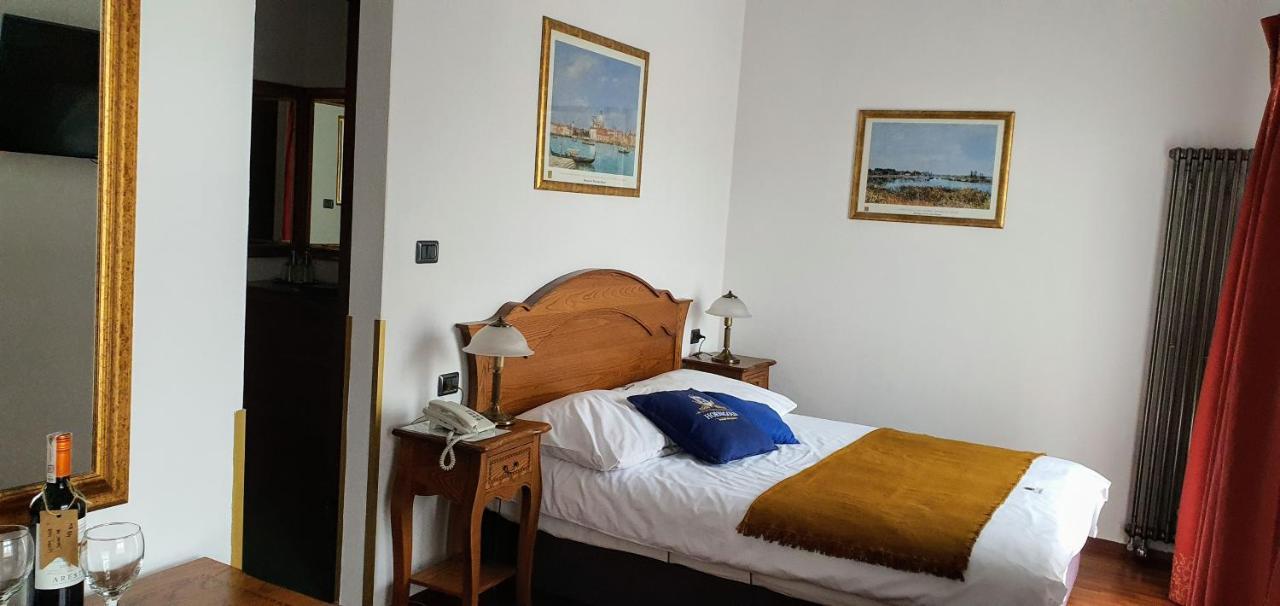 Aparthotel Hornigold "W Zielonej Kamienicy" Katowice Ngoại thất bức ảnh