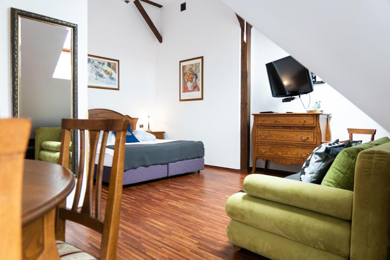 Aparthotel Hornigold "W Zielonej Kamienicy" Katowice Ngoại thất bức ảnh