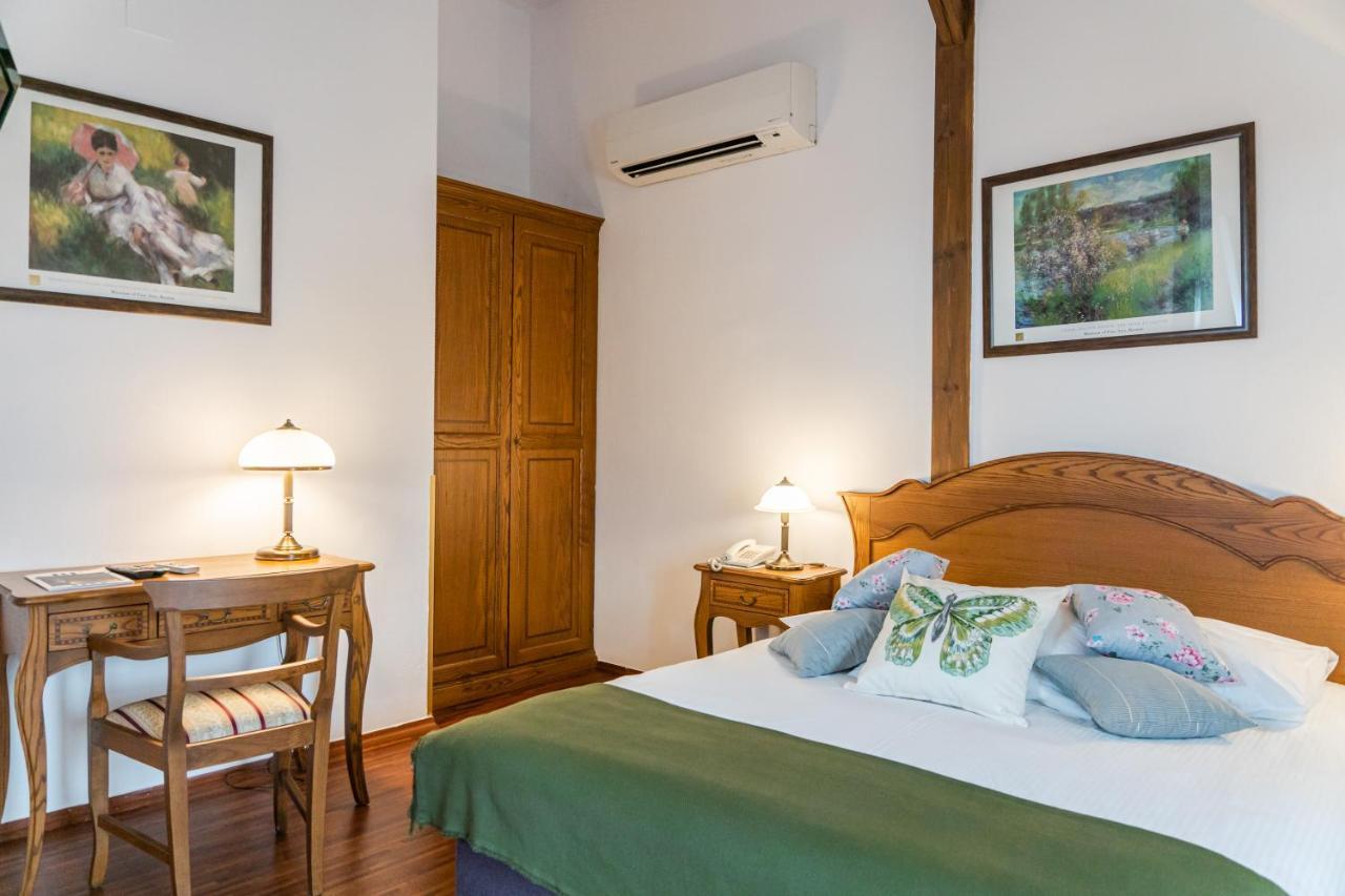 Aparthotel Hornigold "W Zielonej Kamienicy" Katowice Ngoại thất bức ảnh