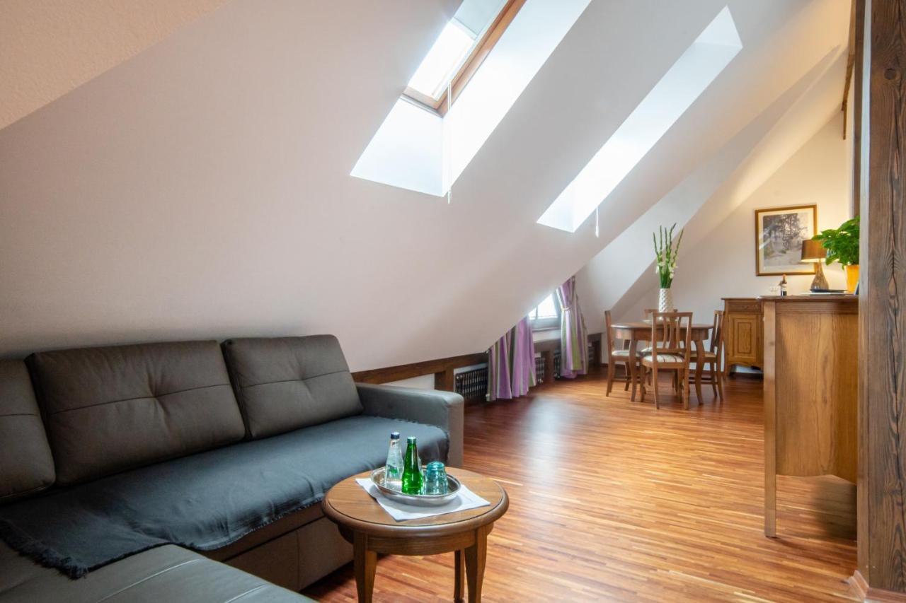 Aparthotel Hornigold "W Zielonej Kamienicy" Katowice Ngoại thất bức ảnh