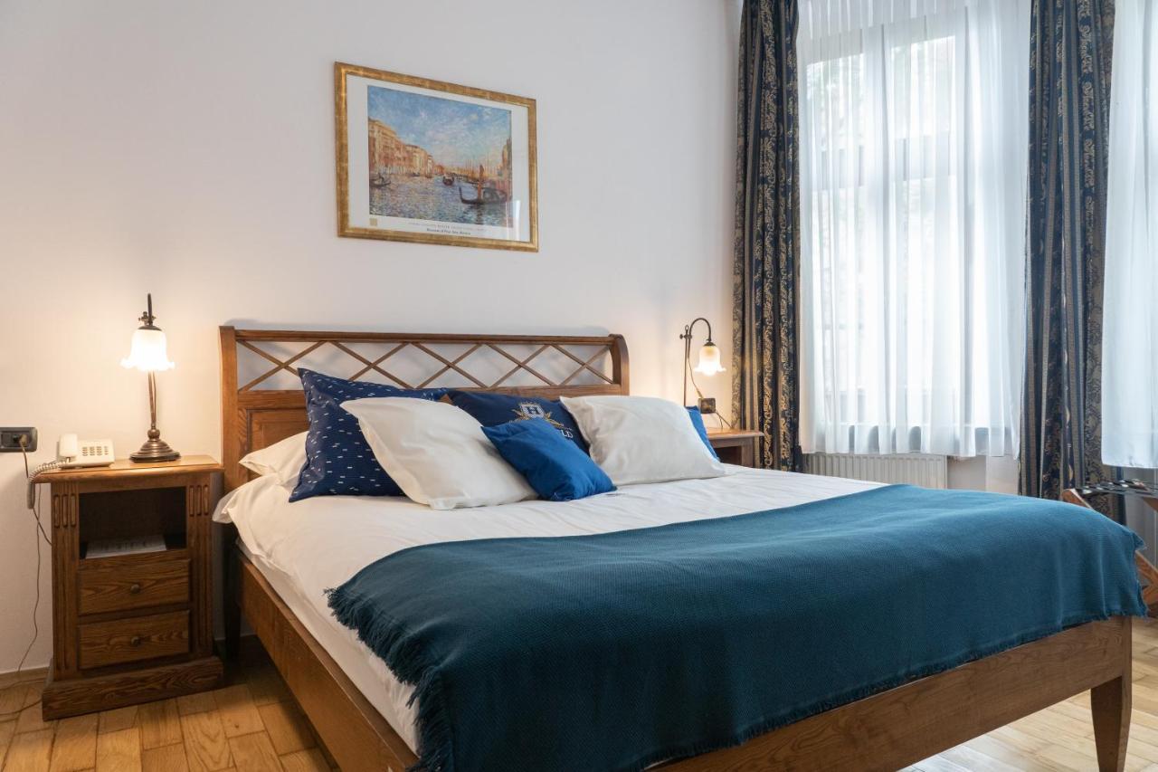 Aparthotel Hornigold "W Zielonej Kamienicy" Katowice Ngoại thất bức ảnh