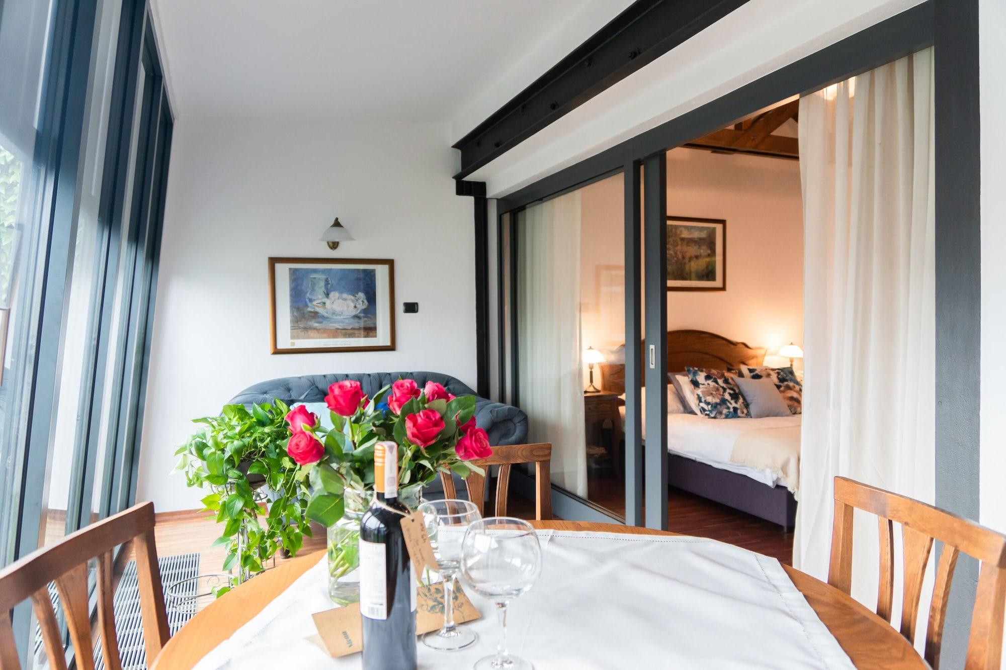Aparthotel Hornigold "W Zielonej Kamienicy" Katowice Ngoại thất bức ảnh